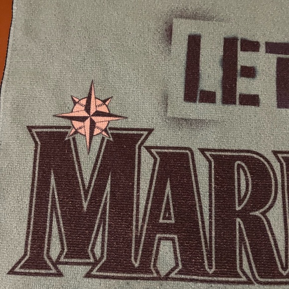MLB | Seattle Mariners rally towel - Picture 3 of 4